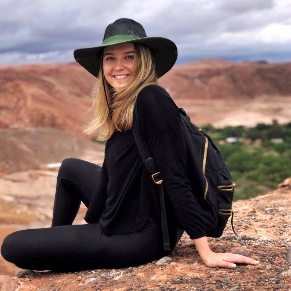 Meet your Posher, Andreya